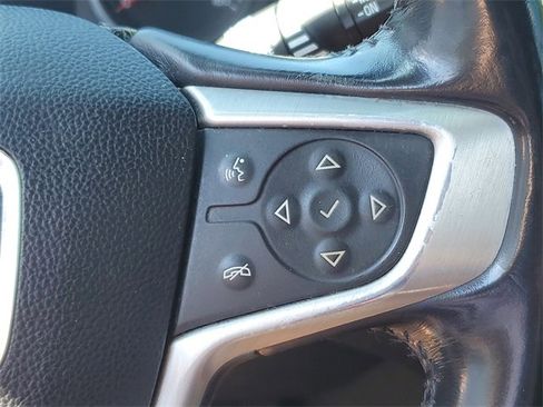 Used 2019 GMC Terrain SLE w/ Driver Convenience Package image 11