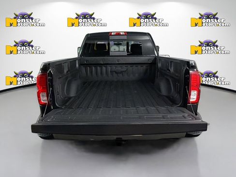 Used 2018 Chevrolet Silverado 1500 LTZ image 26
