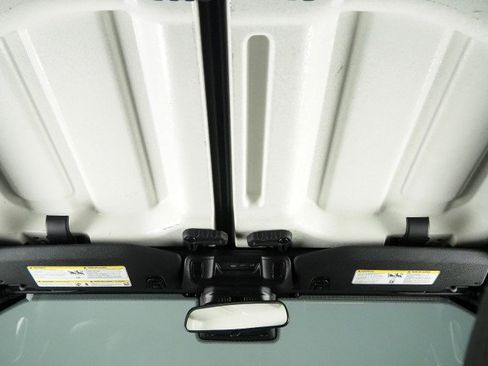 Used 2025 Jeep Wrangler 4WD Rubicon image 58