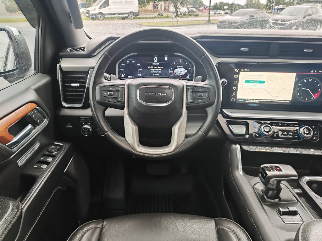 Used 2022 GMC Sierra 1500 Denali w/ Denali Reserve Package AWD/4WD image 16