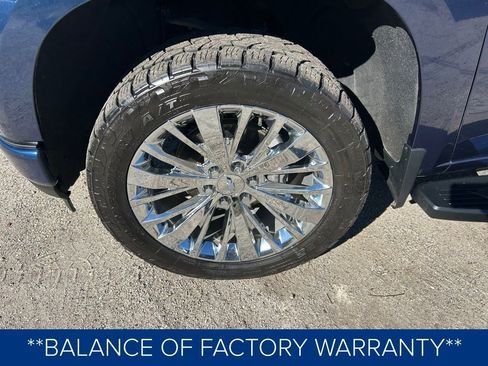 Used 2022 Chevrolet Silverado 1500 High Country w/ Technology Package image 14