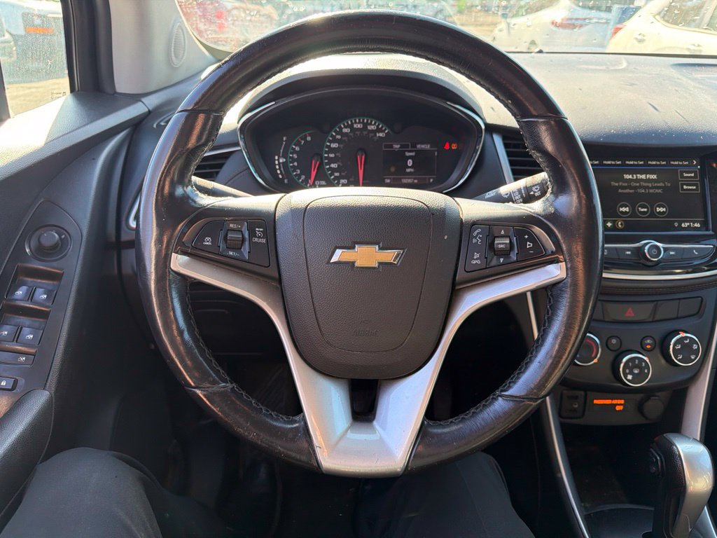 Used 2018 Chevrolet Trax LT w/ LT Convenience Package AWD/4WD image 12