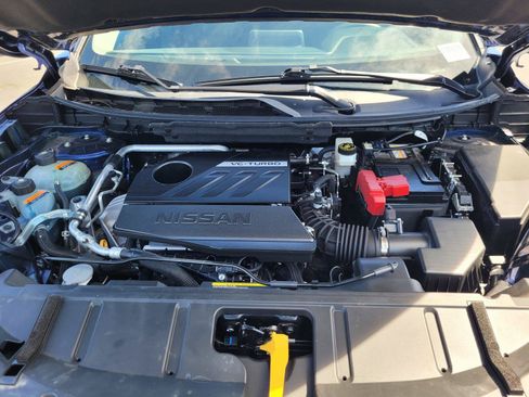 Used 2025 Nissan Rogue SV AWD/4WD image 36