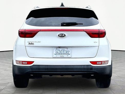 Used 2017 Kia Sportage EX w/ EX Premium Package FWD image 4