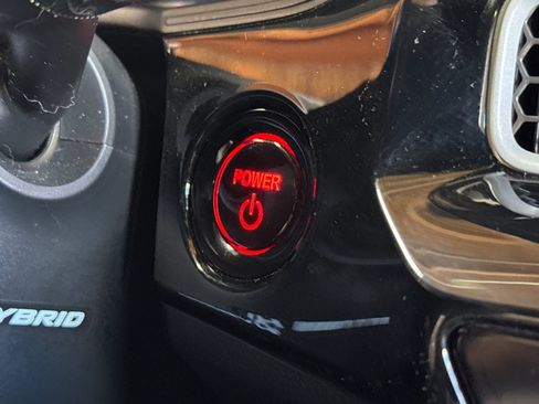 Certified 2025 Honda Civic FWD Hybrid Sedan image 33