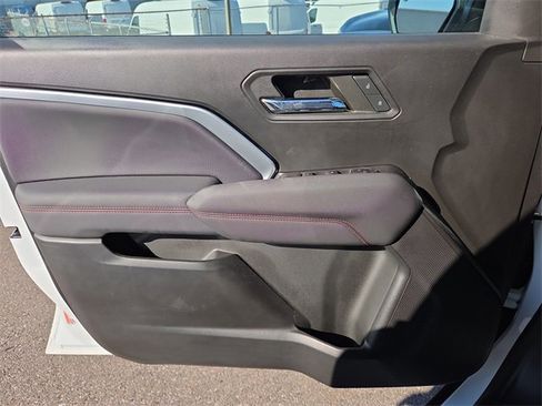 Used 2023 Chevrolet Colorado Z71 w/ Z71 Convenience Package 2 image 17