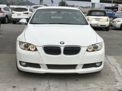 Used 2008 BMW 335i Convertible image 2