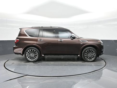 Used 2021 Nissan Armada Platinum w/ Captain's Chairs Package RWD image 12