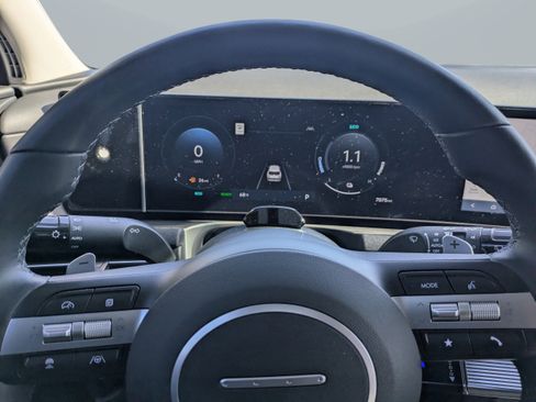 Certified 2025 Hyundai Tucson Limited image 34