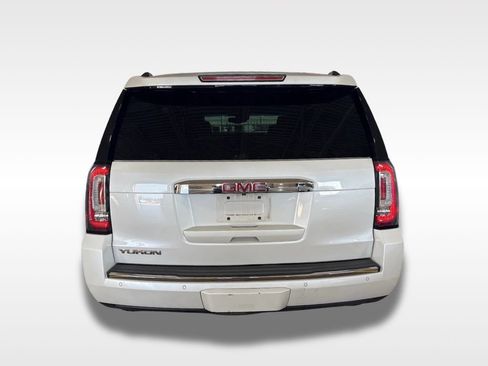 Used 2016 GMC Yukon Denali w/ Open Road Package AWD/4WD image 5