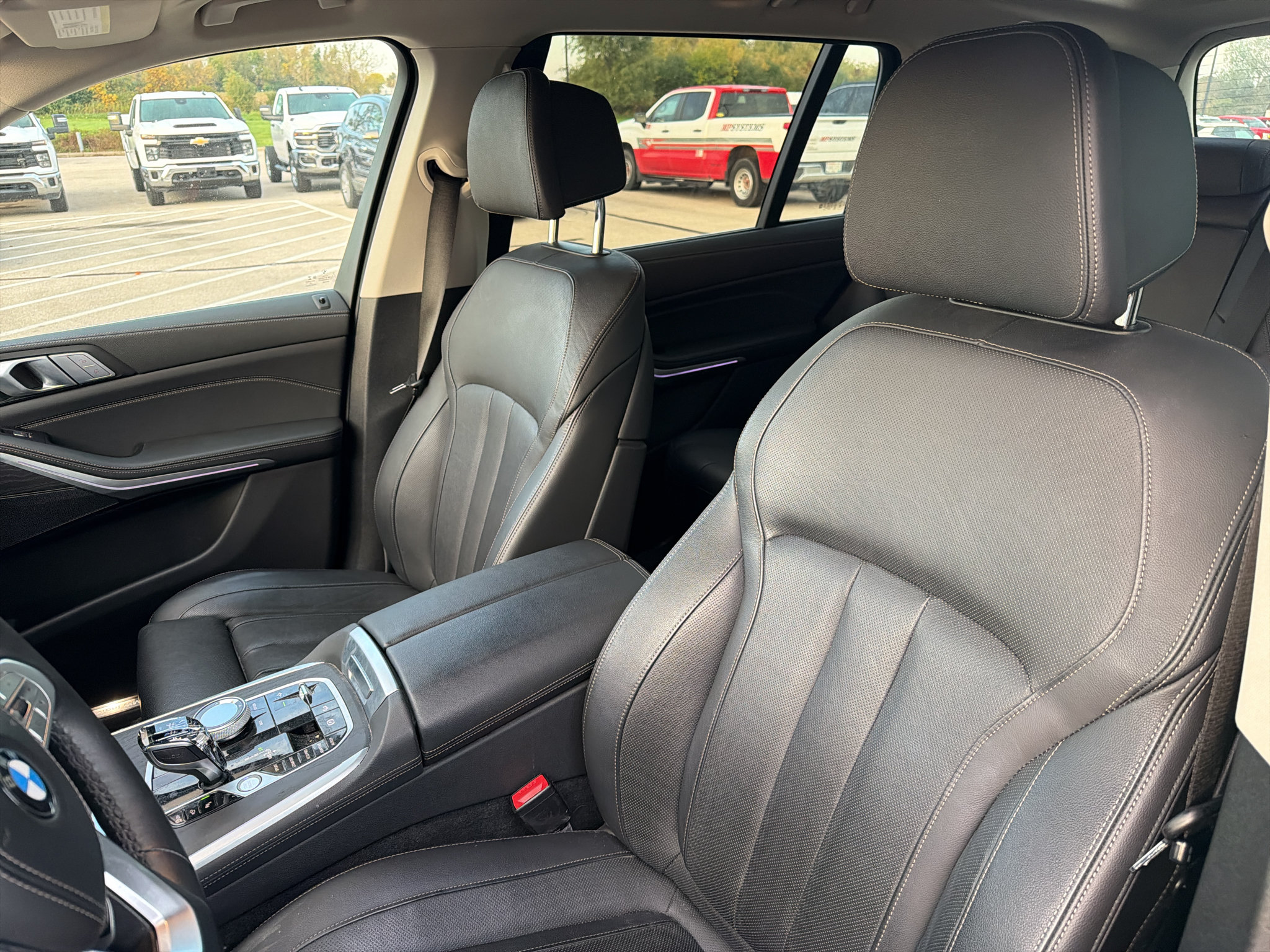 Used 2022 BMW X7 xDrive40i w/ Executive Package AWD/4WD image 10