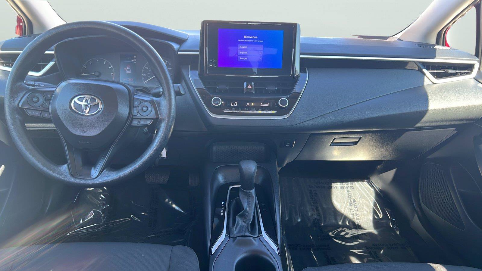 Used 2025 Toyota Corolla LE FWD image 10