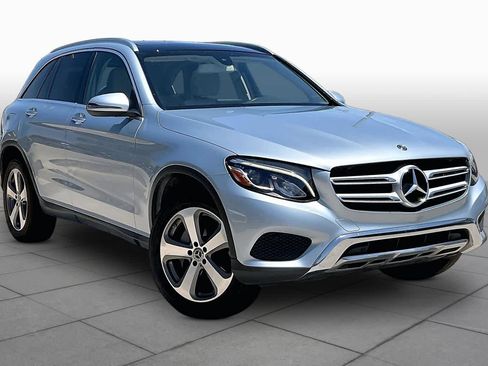 Used 2017 Mercedes-Benz GLC 300 image 3