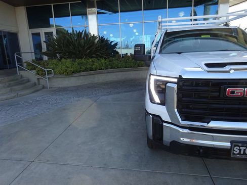 New 2026 GMC Sierra 2500 Pro w/ Convenience Package AWD/4WD image 29