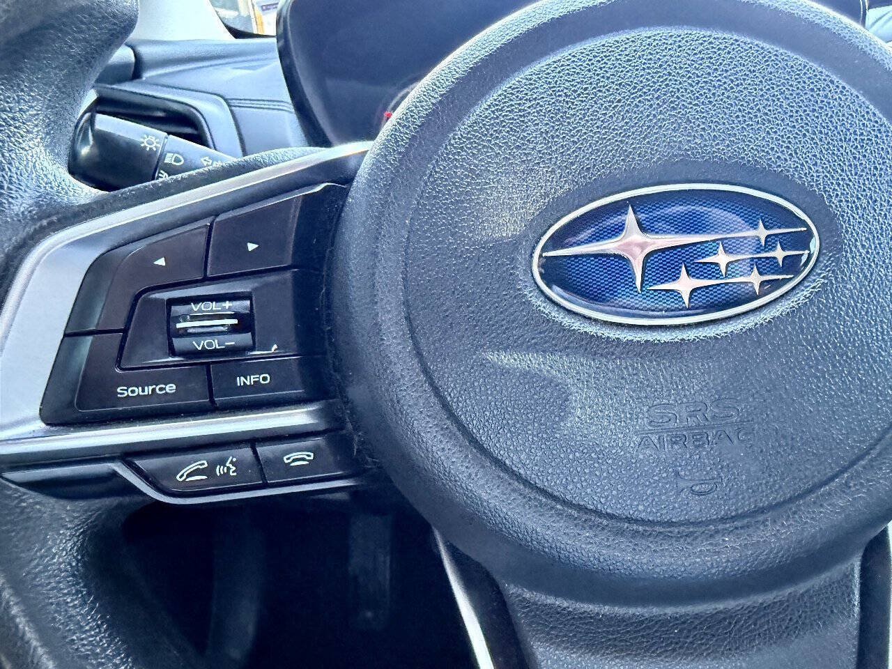 Used 2018 Subaru Impreza 2.0i AWD/4WD image 38