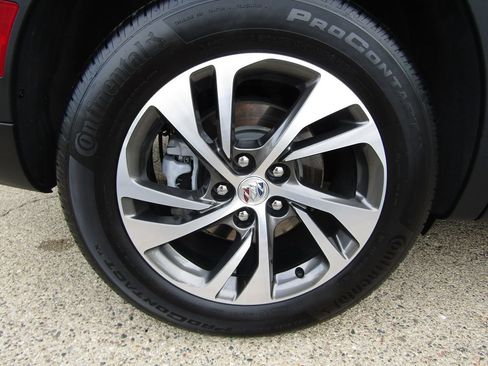 Used 2023 Buick Envision Essence AWD/4WD image 33