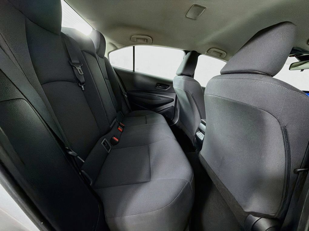 Used 2024 Toyota Corolla LE FWD image 28