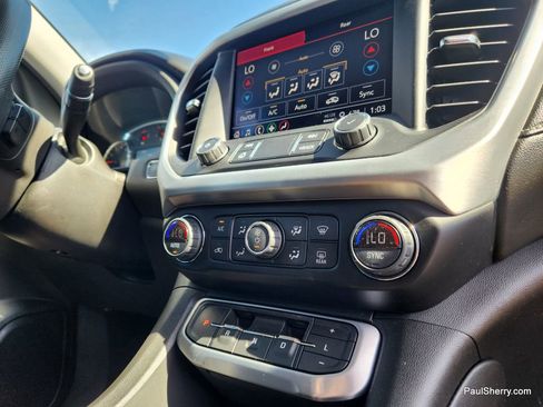 Used 2021 GMC Acadia SLE image 38