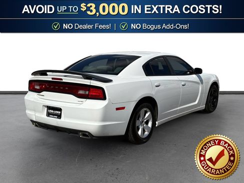 Used 2013 Dodge Charger SE RWD image 7