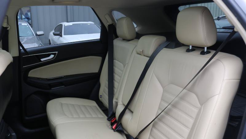 Used 2015 Ford Edge SEL w/ Equipment Group 201A AWD/4WD image 19