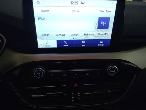 Used 2020 Ford Escape SE FWD image 25