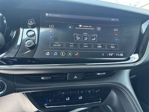 Used 2021 Buick Envision Avenir w/ Technology Package II image 19