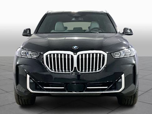 New 2026 BMW X5 xDrive40i w/ Premium Package AWD/4WD image 2