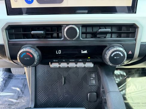 Used 2024 Toyota Tacoma TRD Off-Road AWD/4WD image 22