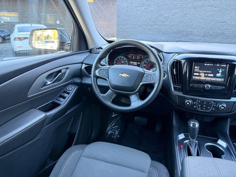Used 2019 Chevrolet Traverse LS image 24