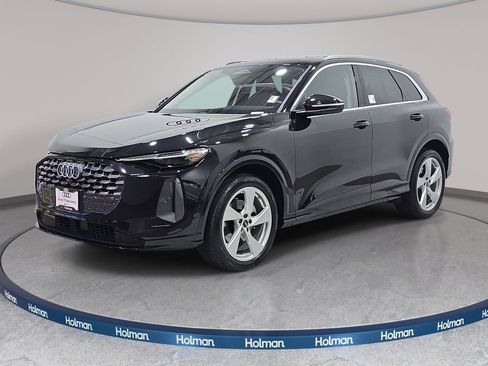 Used 2025 Audi Q5 Prestige image 1