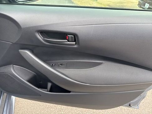 Used 2025 Toyota Corolla LE w/ Convenience Package image 26