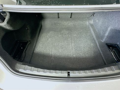 Used 2025 BMW 330i Sedan image 30