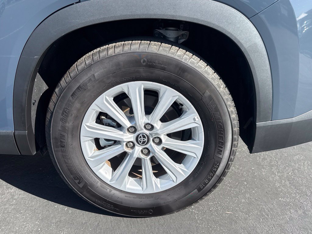 Certified 2025 Toyota Grand Highlander FWD image 17