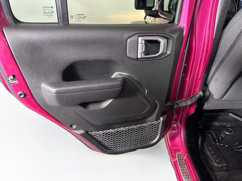 Used 2024 Jeep Wrangler Unlimited Sport AWD/4WD image 24