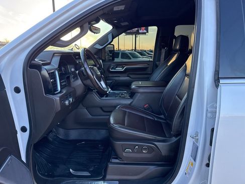 Used 2024 GMC Sierra 2500 Denali w/ Denali Reserve Package image 17