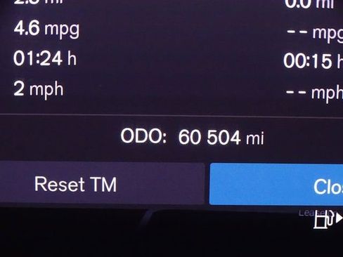 Used 2023 Volvo XC90 B6 Plus image 39