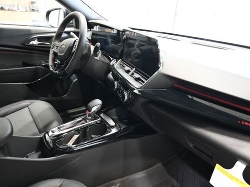 New 2026 Chevrolet Trax RS w/ Sunroof Package image 12