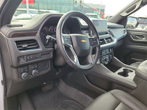 Used 2021 Chevrolet Suburban LT image 22