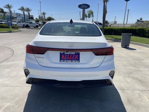 Used 2024 Kia Forte LXS FWD image 7