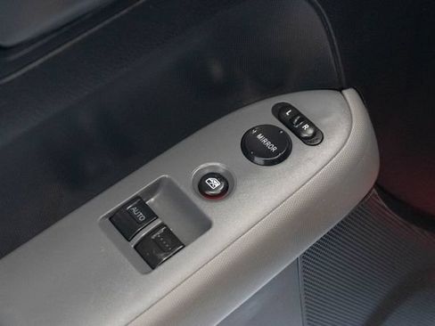 Used 2005 Honda Element EX image 5
