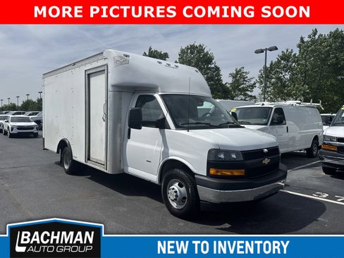 Used 2022 Chevrolet Express 3500 w/ Power Convenience Package image 1