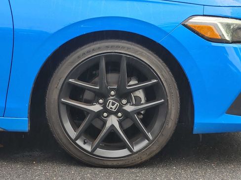 Used 2024 Honda Civic Sport image 8