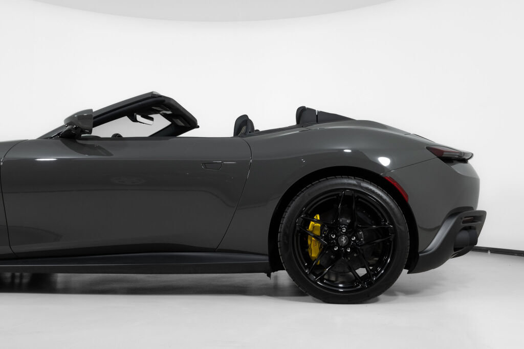 Used 2025 Ferrari Roma Spider RWD image 16