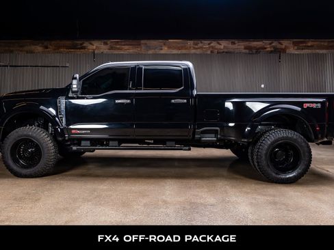 Used 2023 Ford F450 Limited w/ FX4 Off-Road Package image 5
