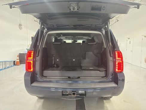 Used 2019 Chevrolet Tahoe LT w/ Off-Road Package AWD/4WD image 15