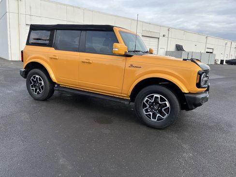 Used 2022 Ford Bronco Outer Banks image 7