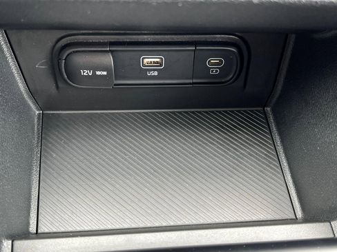 Certified 2025 Kia Sportage LX image 26