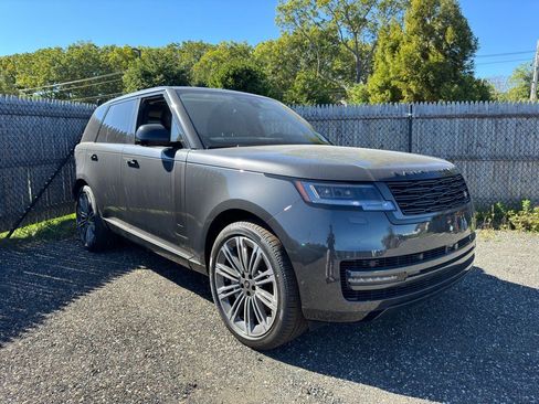 New 2025 Land Rover Range Rover Long Wheelbase SE image 3