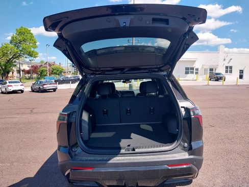 New 2025 Chevrolet Equinox RS image 28