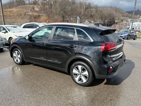 Used 2022 Kia Niro LX image 3